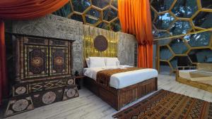 The Honey Trap - Glamping at Karuna El Nido