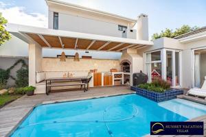 Sunsets Jasmine Villa