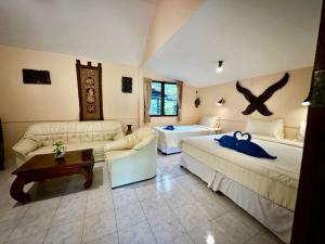 Laguna Beach Club Resort