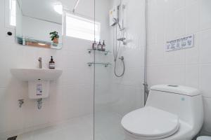 Huai Khwang Cozy Home Comforts