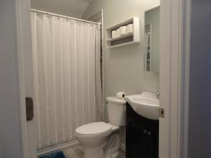 Convenient 2 bed Apt in Everett a Short Walk to Encore