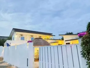 AMBERHOUSE 2 - Semporna