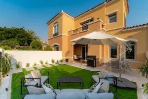 Luxury Villa in Ranches 1, on Pool and Park - 迪拜