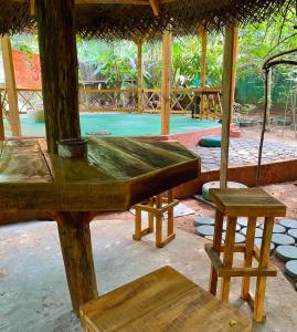 Hotel Hideaway Garage