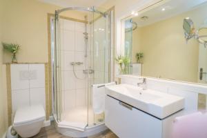 Friesenhaus Germania Ferienwohnung Fenya