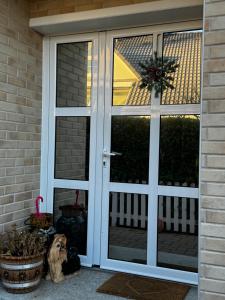 Luxus Villa 5 Schlafzimmern Sauna privater Pool Großer Garten