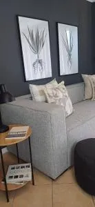 V's Condo - Riverside