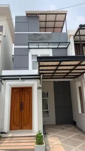 Villa Fistie Azza - Sengon