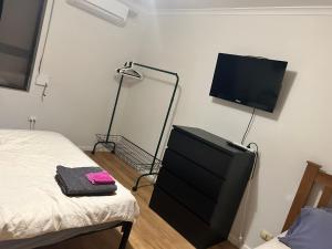 THE REAL CARTLEDGE AVE HOUSE ACCOMODATION, Whyalla