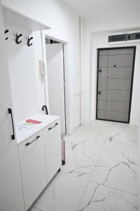 Danis Luxury Apartment 5 min from Skopje Center