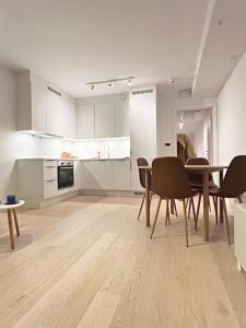 City Center ocean view Vervet apartment