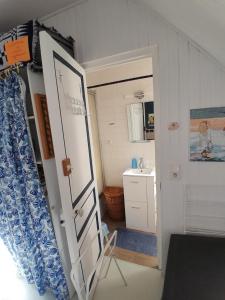 Appartements Petit bijou a Saint Pair sur Mer : photos des chambres