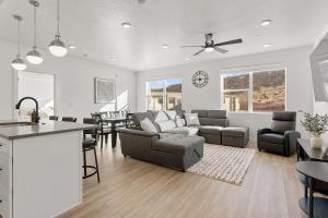 Cliff Side Retreat condo