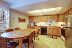 Ten Mile Haus C-9 condo