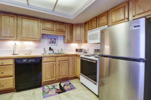 Ten Mile Haus C-9 condo