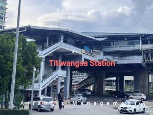 TR Residence Cozy & Luxury Apartment, Walking Distance MRT Titiwangsa & Nearby Titiwangsa Lake Garden