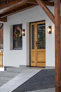 Mariska Villa