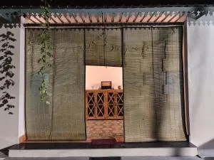 Samuja House - Sāthin