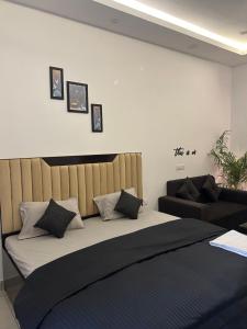 Eva castle studios