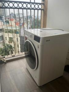 HT Home Del, Dorado 3