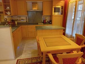 Minutes Walk from Gstaad Center - Great Apartment