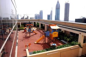Sky Garden in DIFC apartment by Happy Season