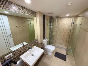 Large luxury condo - Pattaya City Centre - Centara Avenue, Pool View - 805