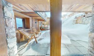 Chalet La Grande Ourse Meribel - 175m2 apartment almost ski-in ski-out