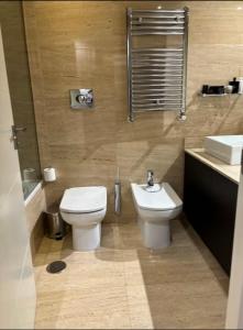 Habitación con baño privado