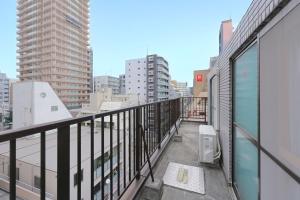 【道頓堀・心斎橋8分、京都奈良の周遊も便利】駅まで30秒｜買物グルメ｜35㎡｜長期｜グループ｜家族