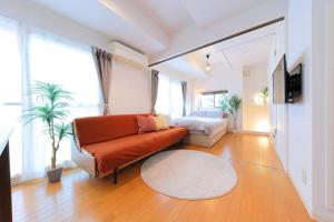 【道頓堀・心斎橋8分、京都奈良の周遊も便利】駅まで30秒｜買物グルメ｜35㎡｜長期｜グループ｜家族