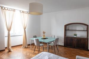 Stazione Piazza Principe - Affittacamere a due passi da treno e crociere