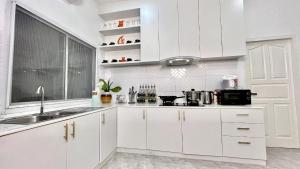 h3中天海滩 风月步行街 市中心 BBQ 酒吧街 独栋别墅4卧4卫豪华装修芭提雅海天-舒居泳池别墅