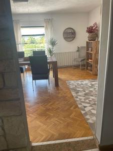 Ferienwohnung Uchtelfangen