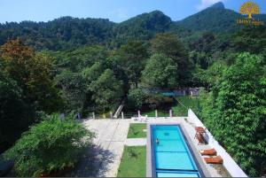 Kitulgala Ebony Riverside Resort