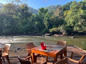 Kitulgala Ebony Riverside Resort