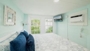 Casa Serendipity by Last Key Realty