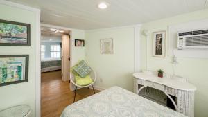 Casa Serendipity by Last Key Realty