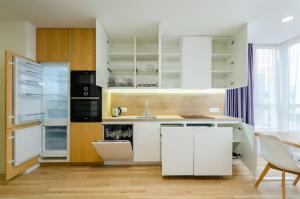 Petrovdom Apartments 78-170 in RC Nivki Park, 67А Beresteiskyi Avenue