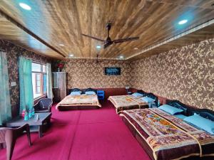 Kashmir Homestay