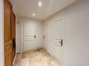 Villas Cote 'd Azur - DETACHED PRIVATE VILLA : photos des chambres