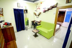 Base9 Family Lounge -Cochin Airport