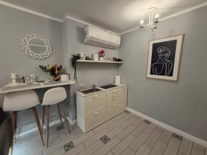 NECTI Luxury Brand New Apartment in the Center