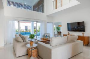 Vista Cana Relaxing House with private garden