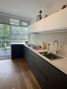 The Amsterdam - South Apartment