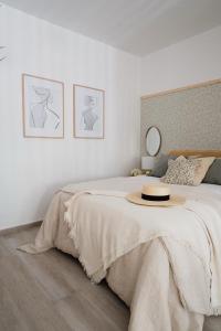 COSY ESTUDIO JUNTO A LA PLAYA de EL PALO SINESE DESIGN