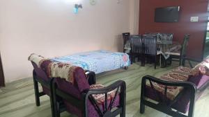 2BHK Diamond Suite