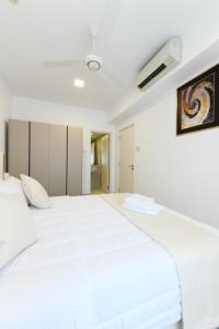 Urban 3 bed Luxury Apartment with Swimming Pool and Gym in Colombo -Sri Jayawardenapura