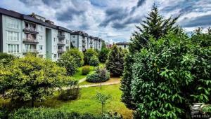 Sabiha Gökcene 5 dk Havuz, balkon, otopark yeşillikler içinde