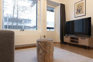 Snowberry City Apartment
